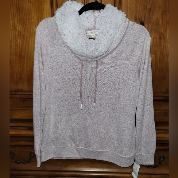 NWT, Sherpa lined funnel neck sweatshirt, super soft, size large - Picture 4 of 5